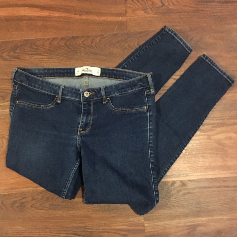 Hollister Jeans!!